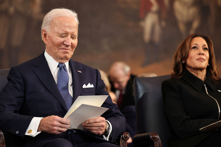 Joe Biden e Kamala Harris na cerimónia de tomada de posse de Donald Trump