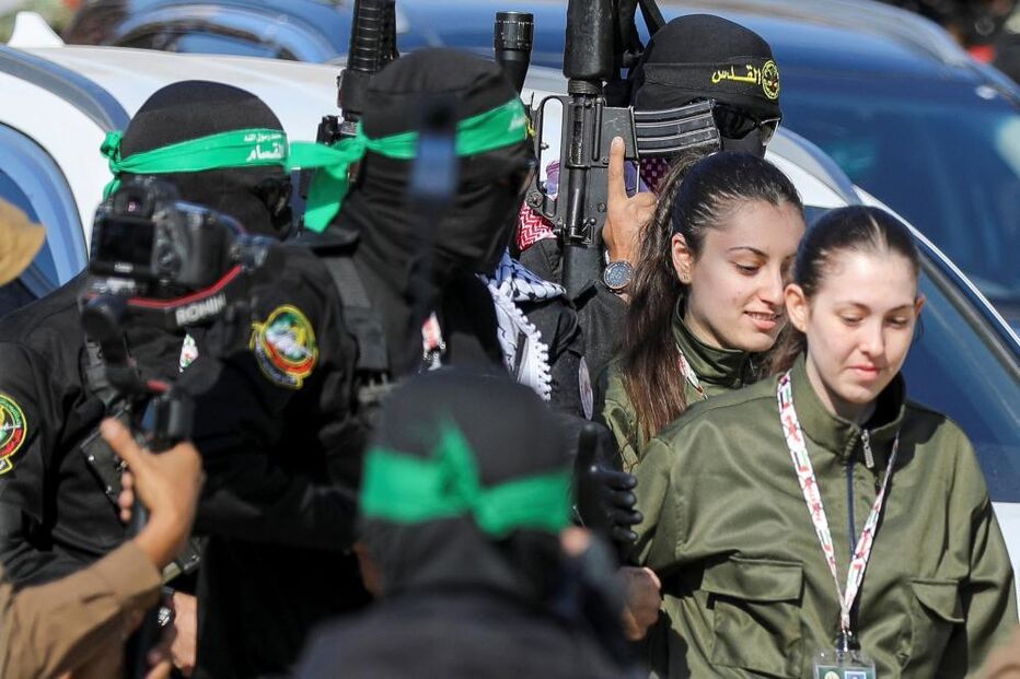 Quatro reféns israelitas foram libertadas pelo Hamas