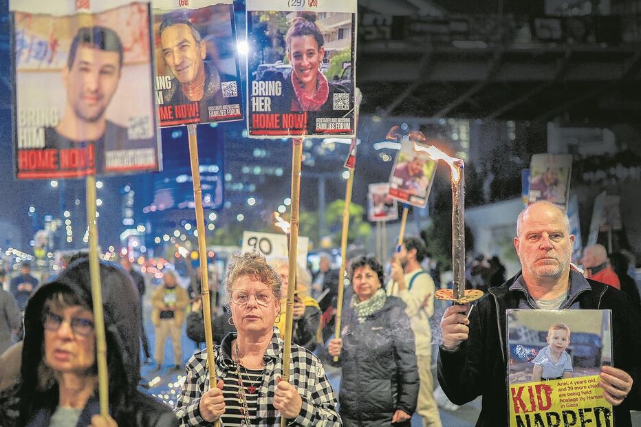 Revelação de que vários dos reféns estão mortos aumentou angustia das famílias