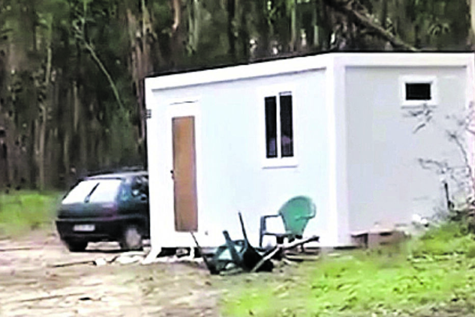 Foi neste contentor, no sítio da Boavista, em Odeceixe, Aljezur, que o crime ocorreu 