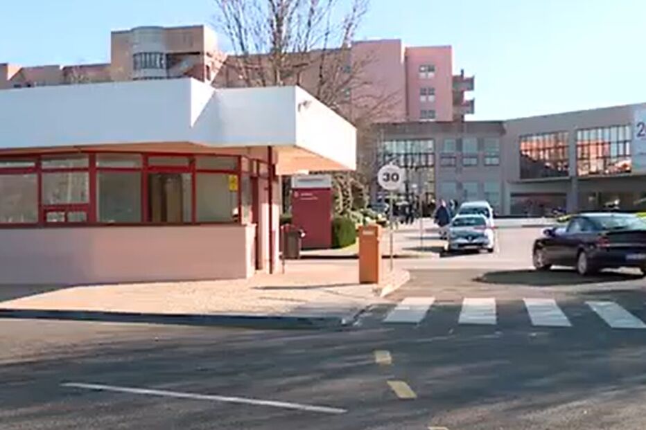Doentes urgentes esperaram 34 horas para ser atendidos no Hospital Amadora Sintra  