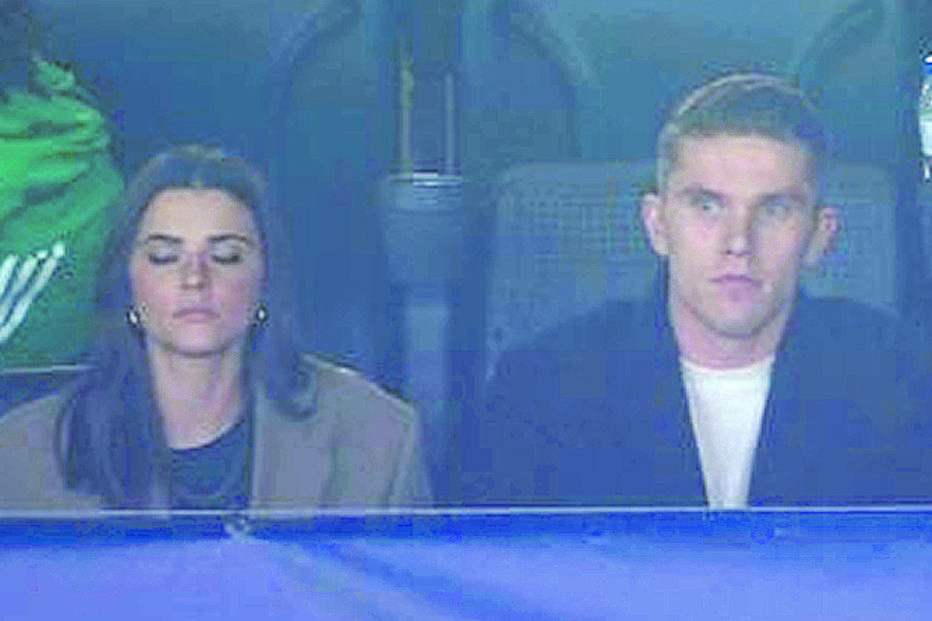 Inês Aguiar e Viktor Gyokeres nas bancadas de Alvalade