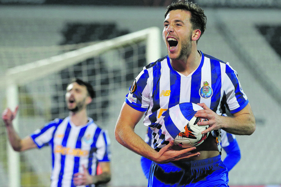 Nico González festeja o golo que garantiu a vitória do FC Porto
