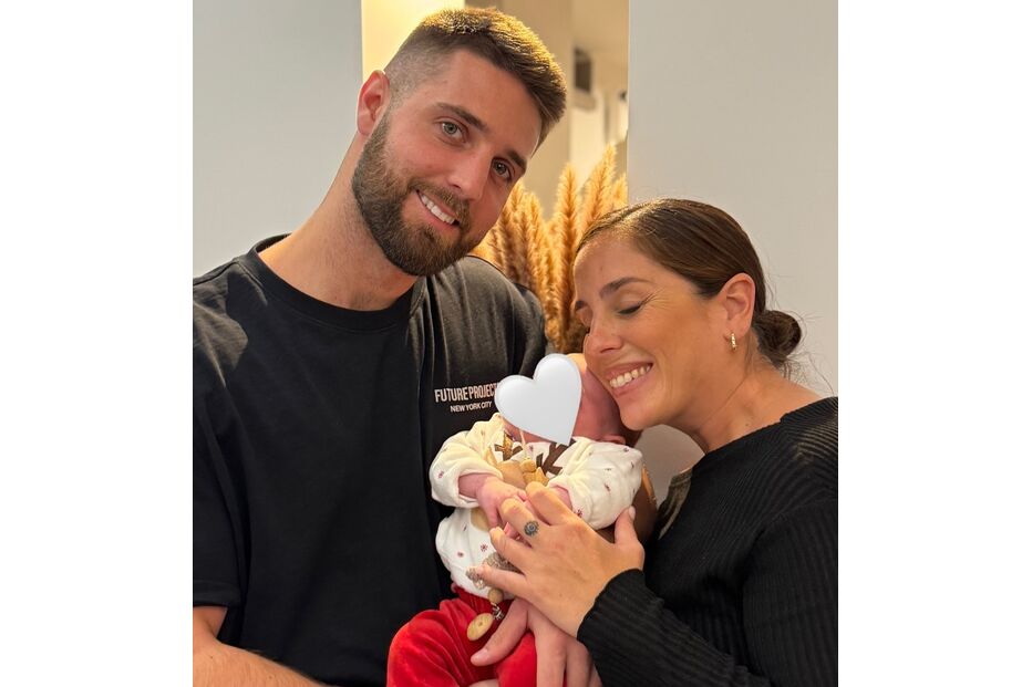 Anabel Pantoja, David Rodríguez e a filha Alma