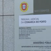 <![CDATA[ Autarcas de Santo Tirso acusados de peculato e abuso de poder começam a ser julgados em Matosinhos ]]>
