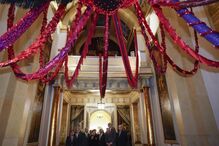 Joana Vasconcelos adaptou pela primeira vez obra a um palácio habitado