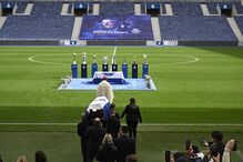 Urna de Pinto da Costa no Estádio do Dragão