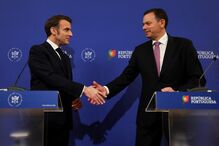 Emmanuel Macron e Luís Montenegro durante visita do chefe de Estado francês a Portugal 