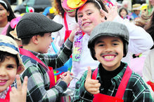 Desfile das crianças, esta sexta-feira, em Sesimbra