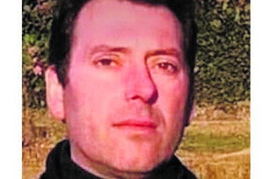 Mulher esfaqueia companheiro e senta-se em cima do corpo em Lousada