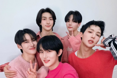 1VERSE, primeiro grupo de K-pop com membros norte-coreanos