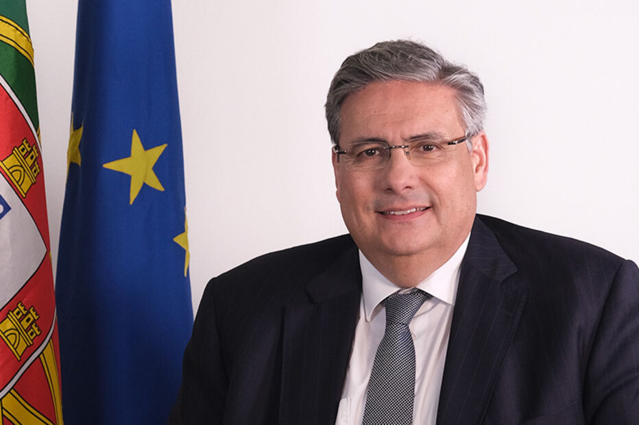 Imagem B - Carlos ABREU aMORIM 50992872.jpg (23878953) (Milenium)