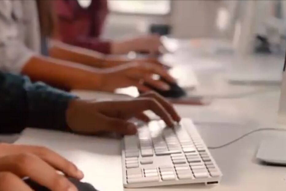 Poucos segundos bastam para burlões informáticos conseguirem roubar códigos a vítimas