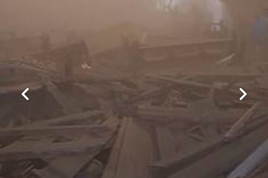 Pelo menos uma pessoa morreu após desabamento de teto de igreja portuguesa em Salvador no Brasil