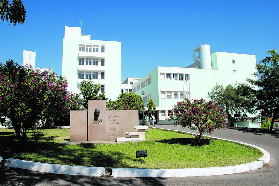 Surto de hepatite A obriga a vacinar mais de 200 pessoas