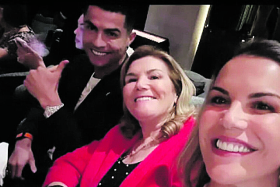 Cristiano Ronaldo e a mãe, Dolores Aveiro