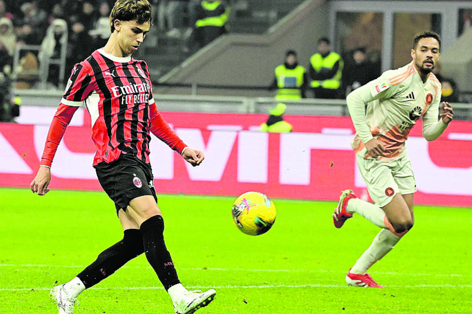 João Félix fez assim o 3-1 