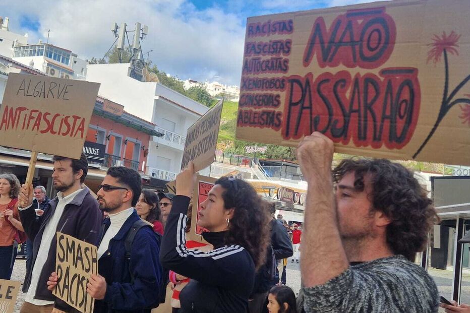 Manifestações anti-imigração e contra a discriminação coincidem hoje em Albufeira