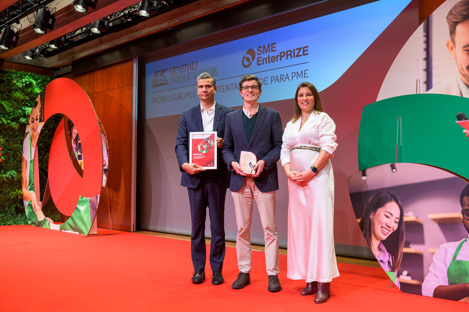 Joaquim Machado (ao centro), o project manager da Asfertglobal, recebeu uma menção honrosa. A Asfertglobal exporta para mais de 35 países