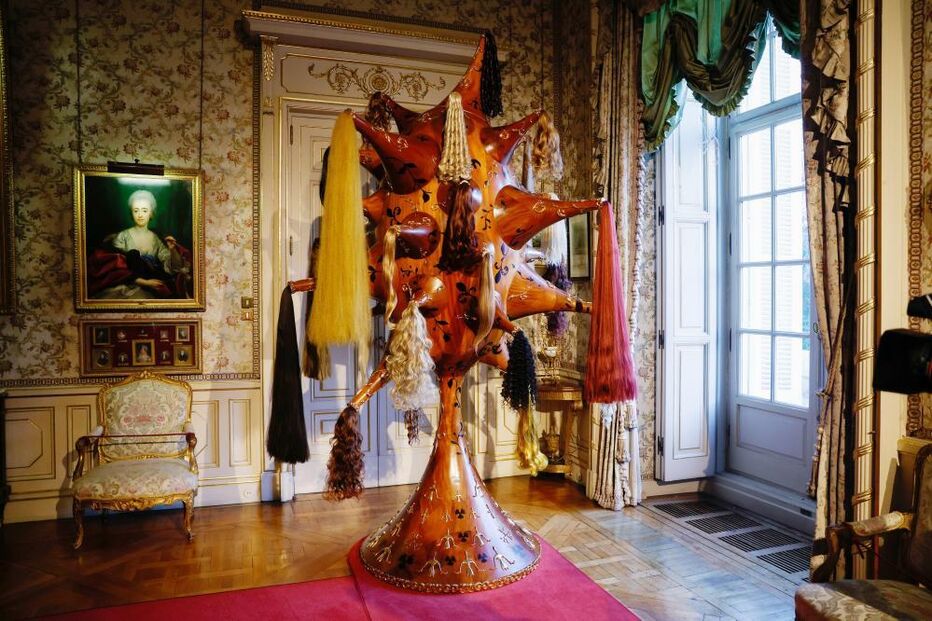 Joana Vasconcelos adaptou pela primeira vez obra a um palácio habitado