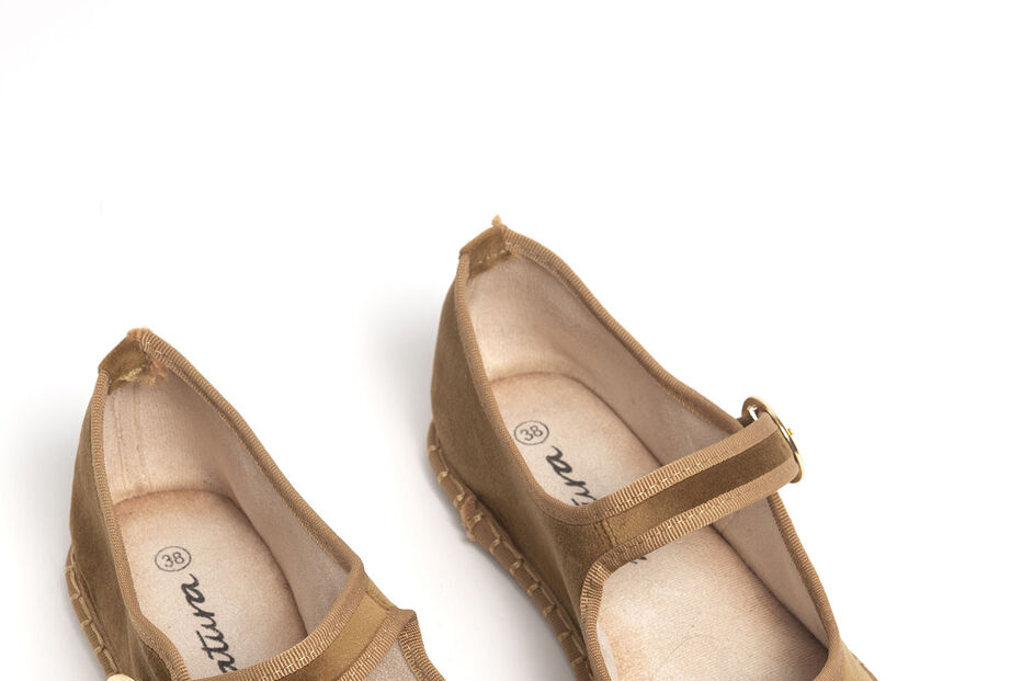 Sabrinas De Veludo Castanhas Natura 29,99€.jpg