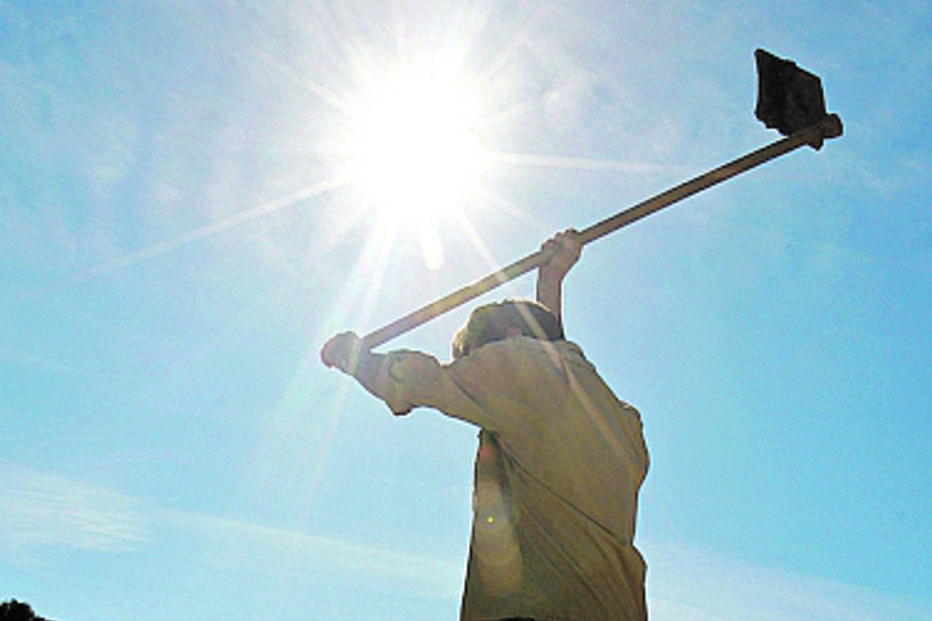 Funcionários do cemitério denunciaram coveiro 