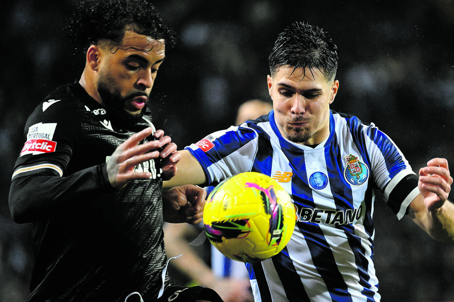 Telmo Arcanjo em duelo com Francisco Moura