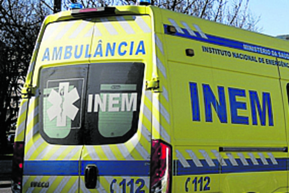 A partir de 1 de março, bombeiros terão de empenhar 60 ambulâncias do INEM