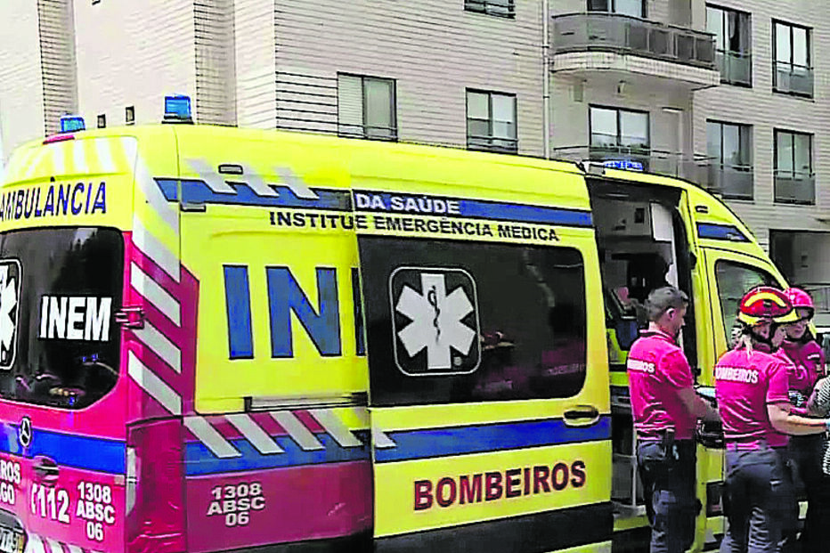 Foram operacionalizadas 100 ambulâncias dos bombeiros