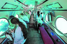 O interior da embarcação