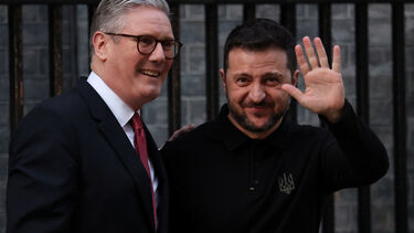 Reino Unido, França e Ucrânia vão trabalhar num acordo de paz para apresentar a Donald Trump