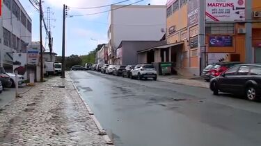 PSP parte vidros de carro para prender condutor que fugiu em contramão em Odivelas