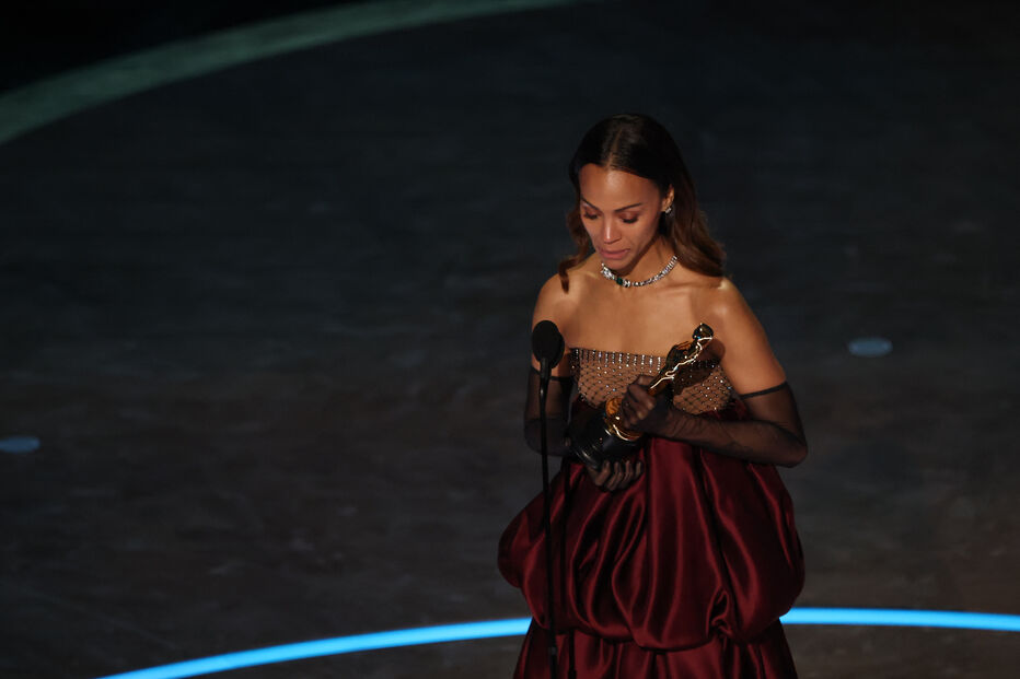 Zoe Saldaña sagra-se a Melhor Atriz Secundária