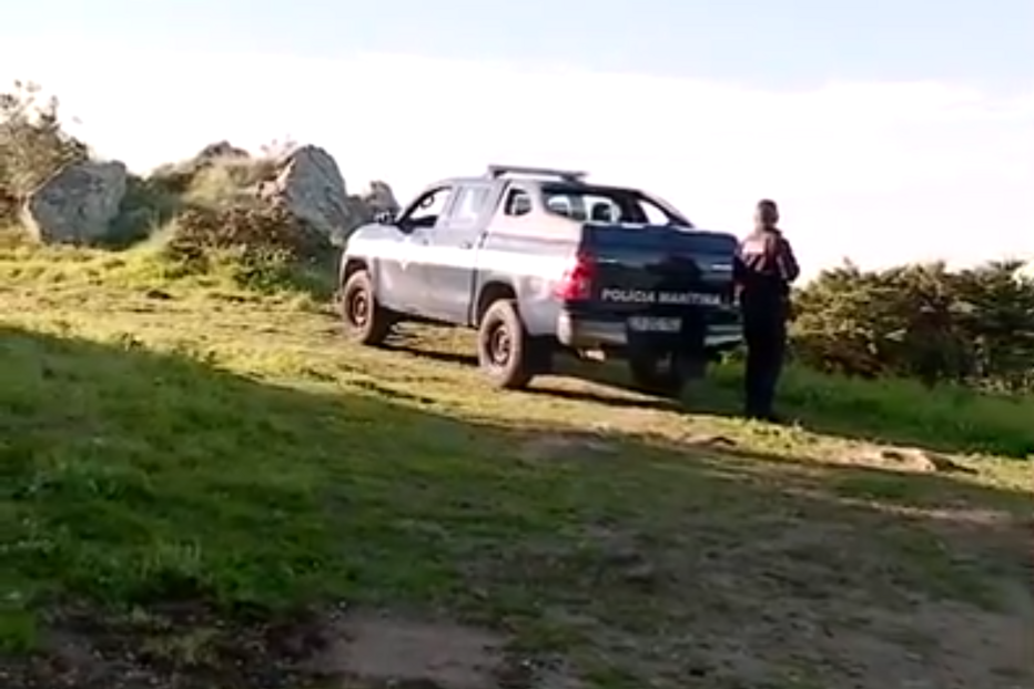 Retomadas buscas por pescador desaparecido no mar em Sintra