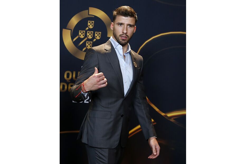 Imagem Ruben Dias 53445070.jpg (24185293) (Milenium)