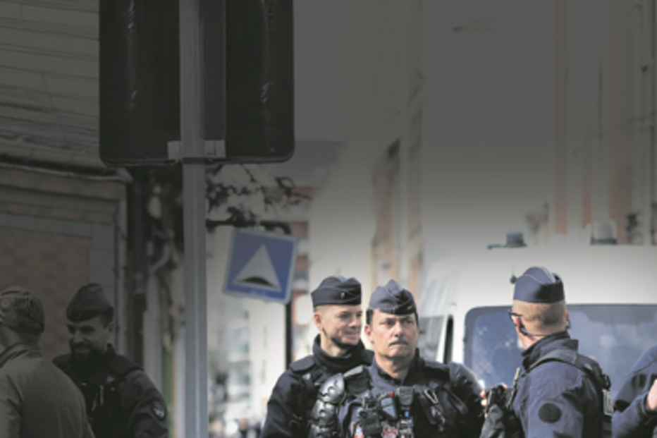 Bomba da II Guerra paralisa comboios em Paris