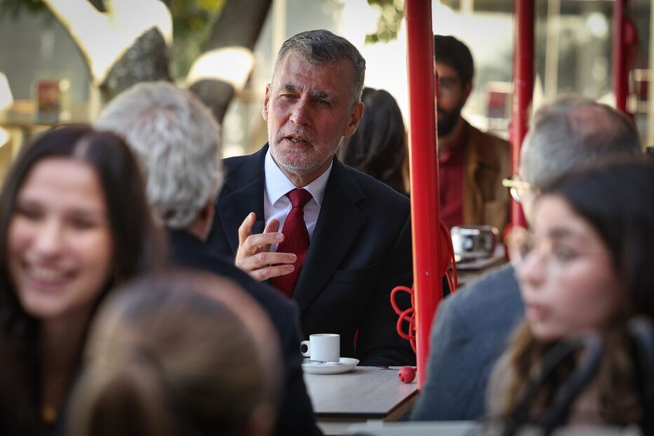 Imagem gouveia e melo 54810995.jpg (24226126) (Milenium)