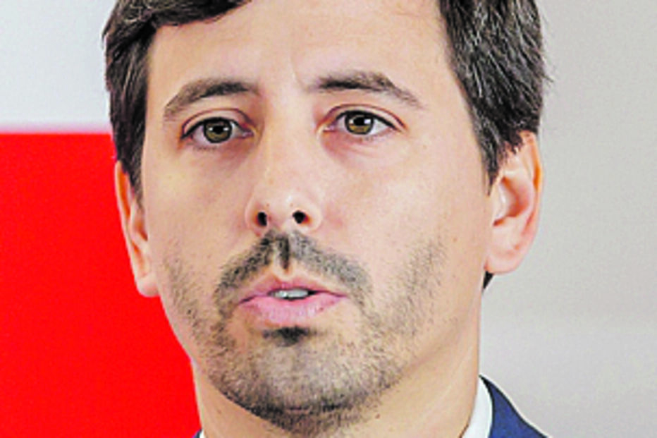 PJ investiga construção de hotel aprovada pelo candidato do PSD