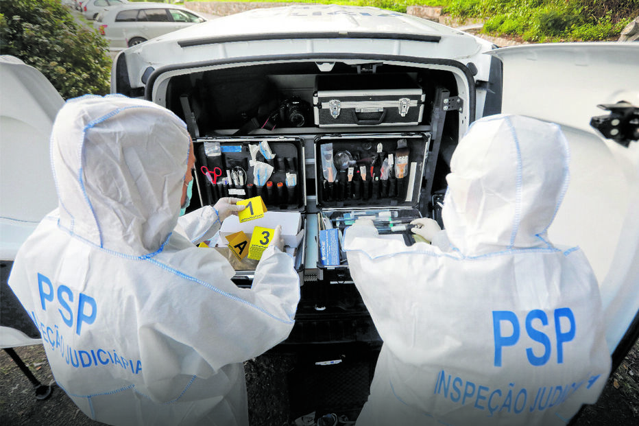 Cabeleireira manda amigo violento assaltar clientes em Setúbal