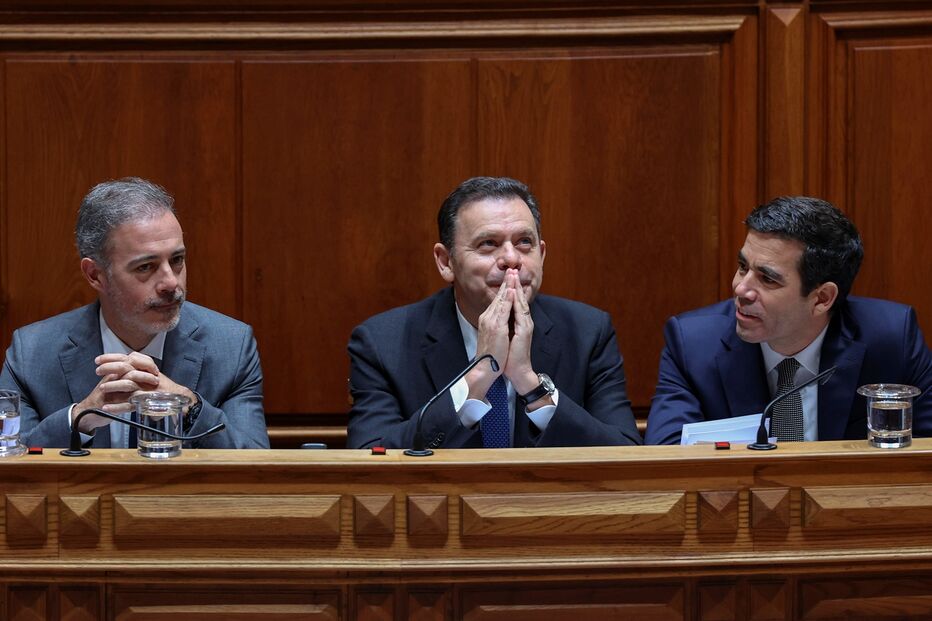 Investigada suspeita de fraude fiscal de Montenegro