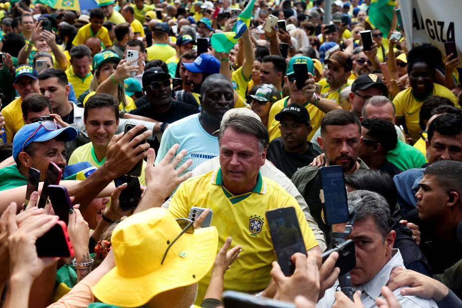 2025-03-16T132532Z_1539682065_RC2DEDAE3034_RTRMADP_3_BRAZIL-BOLSONARO.JPG