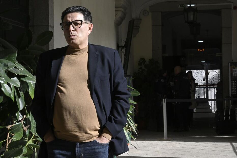 Vitor Catão no início do julgamento da 'Operação Pretoriano que decorre no Tribunal São João Novo no Porto