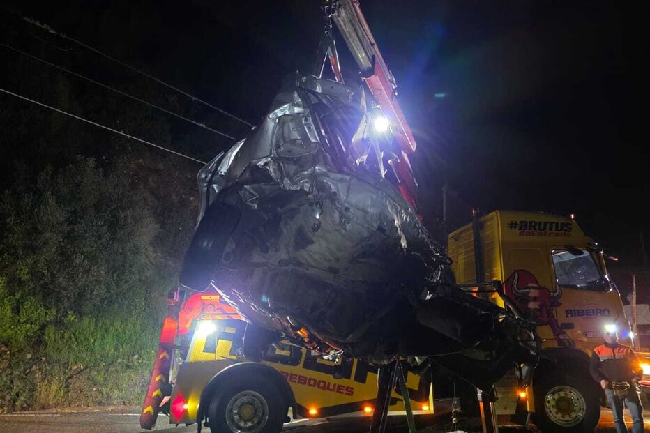 Circulação na Linha da Beira Baixa normalizada após abalroamento de carro em Vila Velha de Ródão