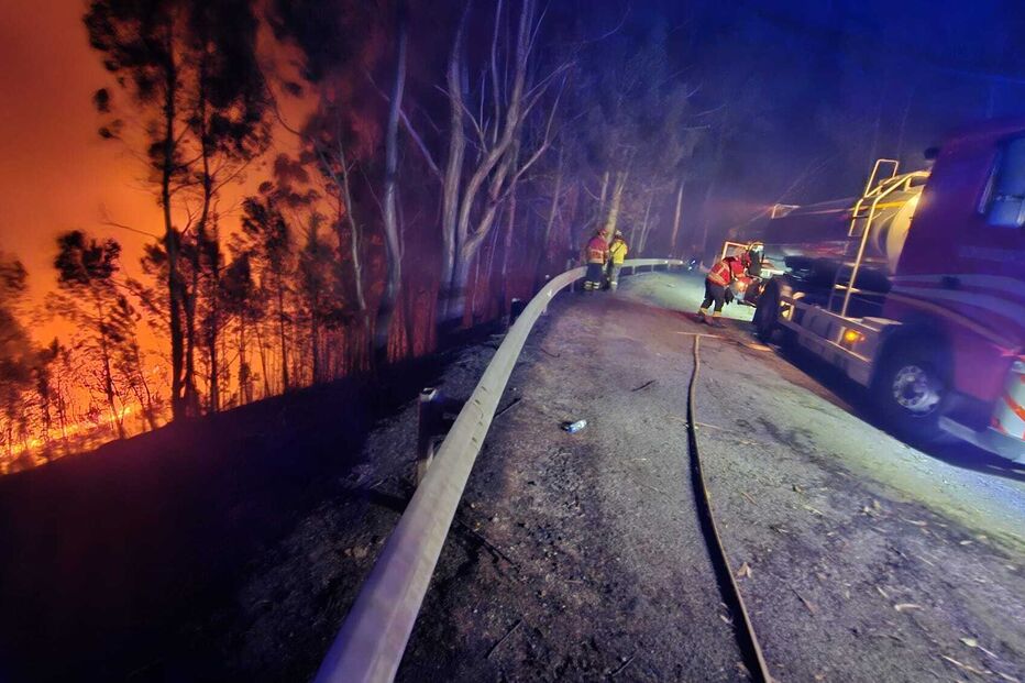 Cerca de 100 bombeiros combatem seis incêndios no distrito de Viana do Castelo 