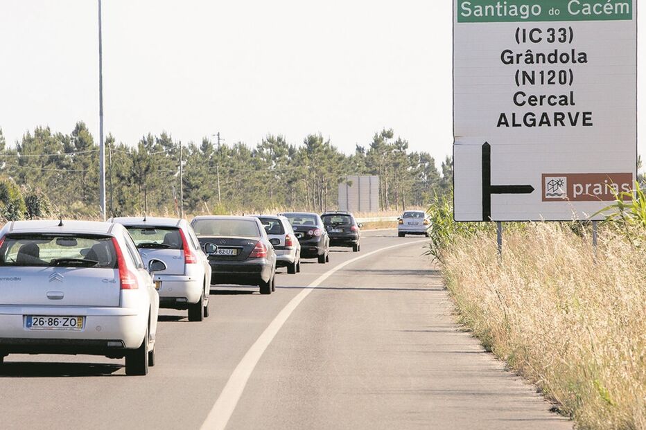 Aumento de capacidade na ligação entre Sines e a A2, através do IP8 (A26), é uma das obras prioritárias 