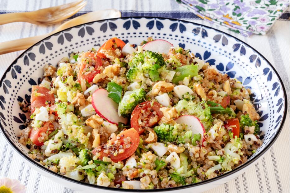 C-Studio salada-quinoa.jpg