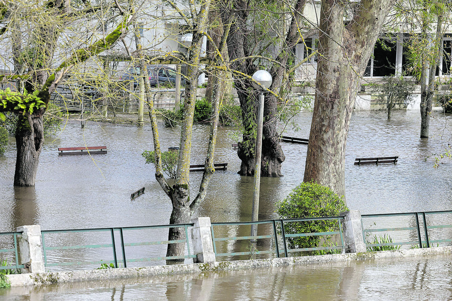 Chuva xxx Mau tempo xxx Inundações
