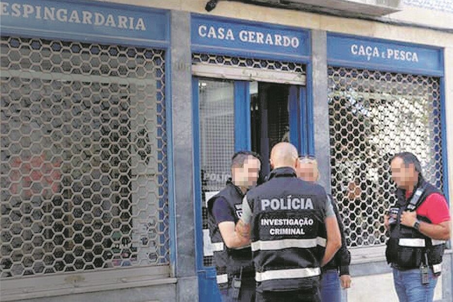 Buscas da PSP em armeiro, em julho de 2023, levou a megaprocesso que senta 33 arguidos no banco dos réus  
