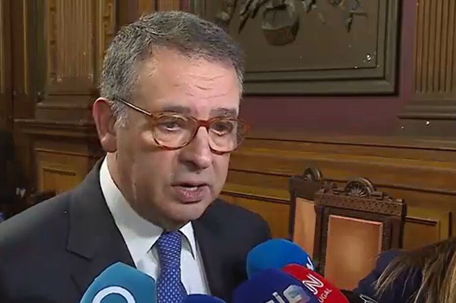 “Estou aqui como cidadão”: António José Seguro mantém silêncio em relação a possível candidatura às presidenciais  