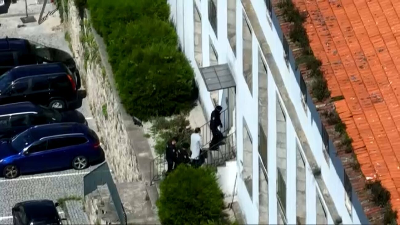 Imagens de drone mostram Fernando Madureira a entrar no Tribunal São João Novo
